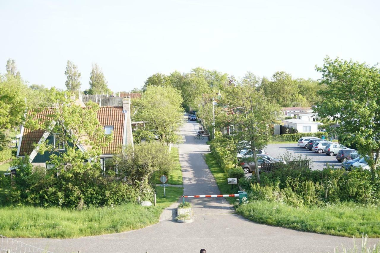 Vakantieverblijf Aan De Dijk Hotel Hippolytushoef Kültér fotó